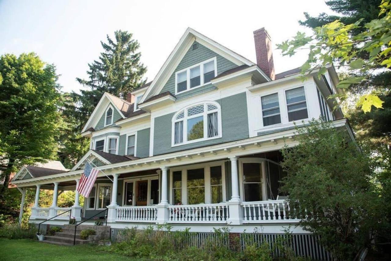 Franklin Manor Bed And Breakfast Saranac Lake Buitenkant foto