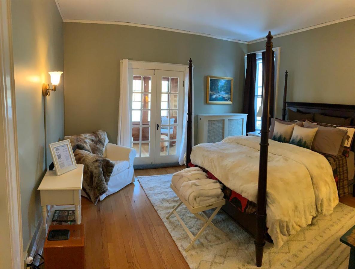 Franklin Manor Bed And Breakfast Saranac Lake Buitenkant foto