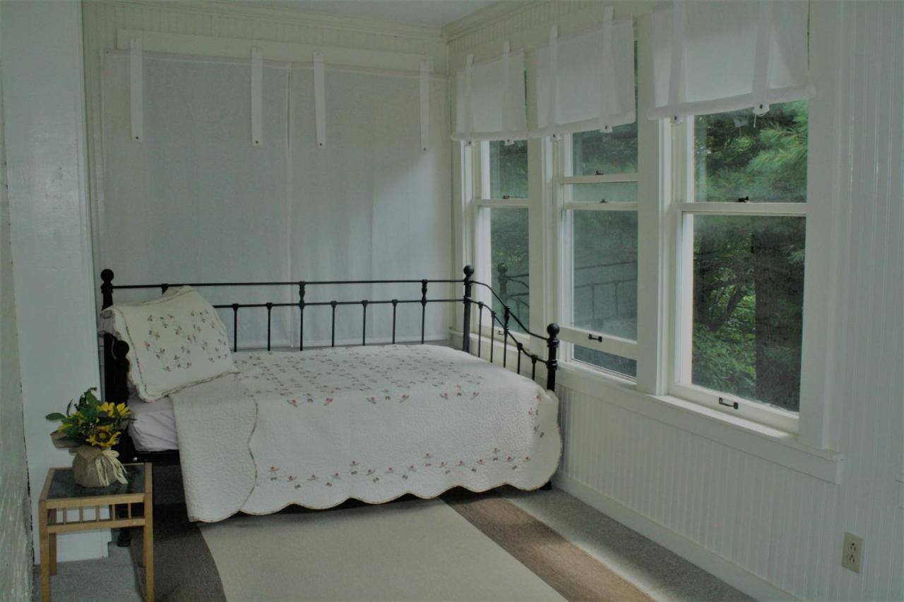 Franklin Manor Bed And Breakfast Saranac Lake Buitenkant foto