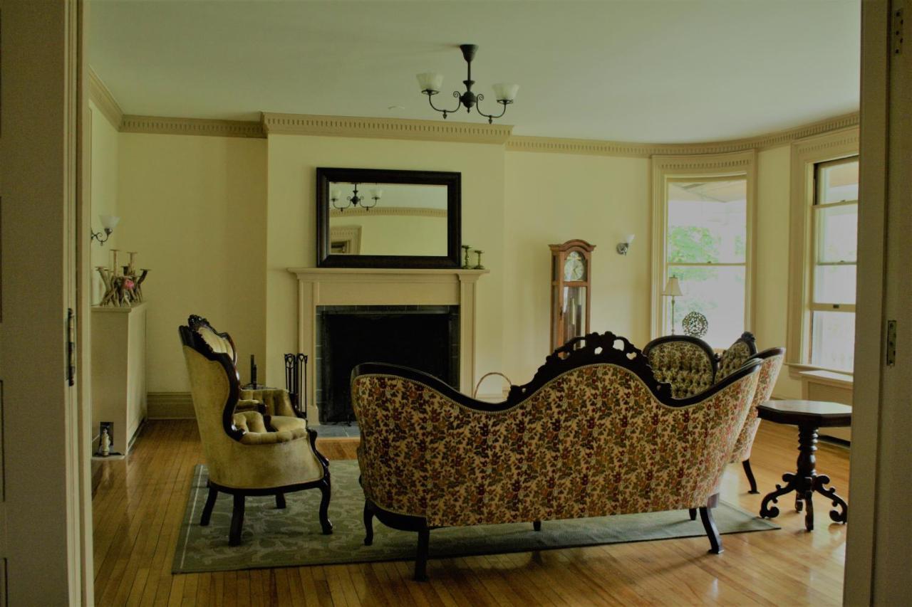 Franklin Manor Bed And Breakfast Saranac Lake Buitenkant foto